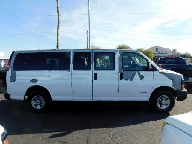 Chevrolet Express Passenger 3500 155" WB RWD 2003