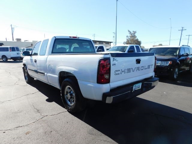 Chevrolet Silverado 1500 Ext Cab 143.5" WB 2004