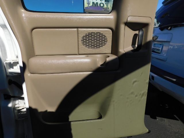 Chevrolet Silverado 1500 Ext Cab 143.5" WB 2004