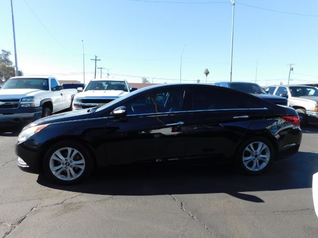 Hyundai Sonata 4dr Sdn 2.4L Auto Ltd 2011