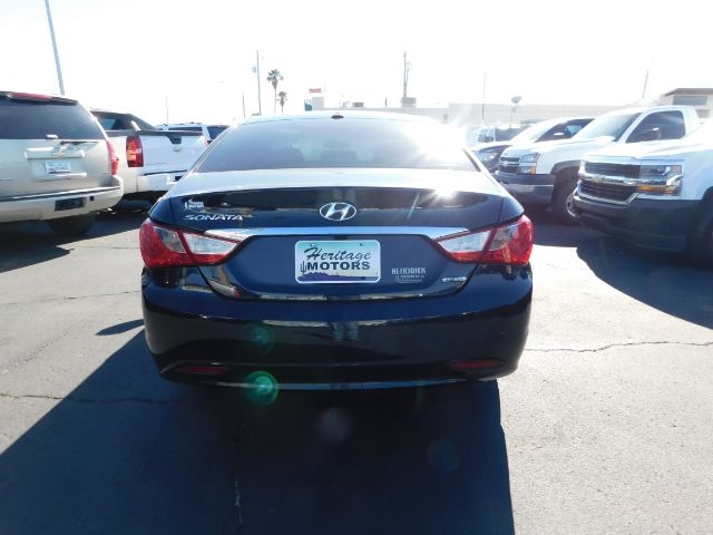 Hyundai Sonata 4dr Sdn 2.4L Auto Ltd 2011