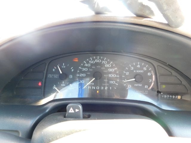 Chevrolet Cavalier 4dr Sdn LS 1996