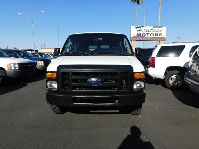 Ford Econoline Wagon E-350 Super Duty XL 2014