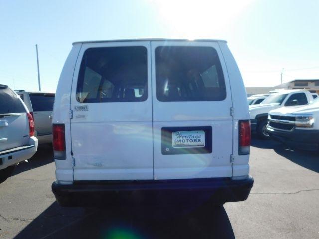 Ford Econoline Wagon E-350 Super Duty XL 2014