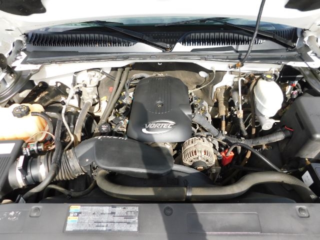 Chevrolet Silverado 2500HD Ext Cab 143.5" WB 4WD Work Truck 2006