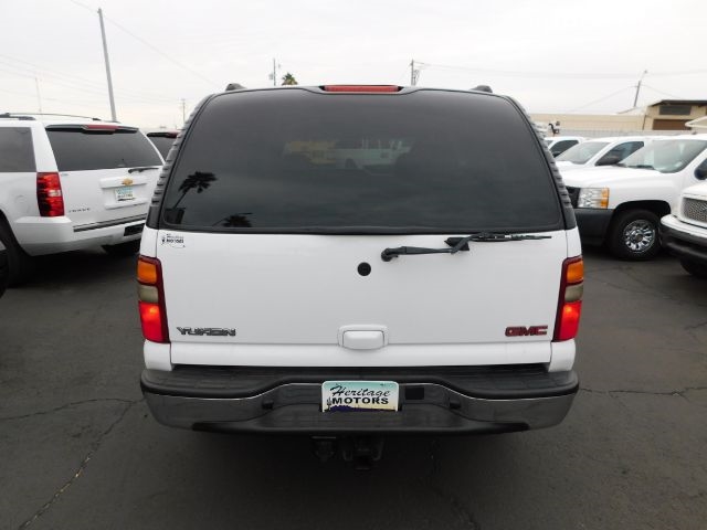 GMC Yukon 4dr 1500 SLE 2003