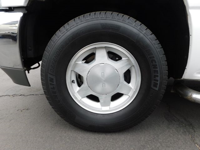 GMC Yukon 4dr 1500 SLE 2003