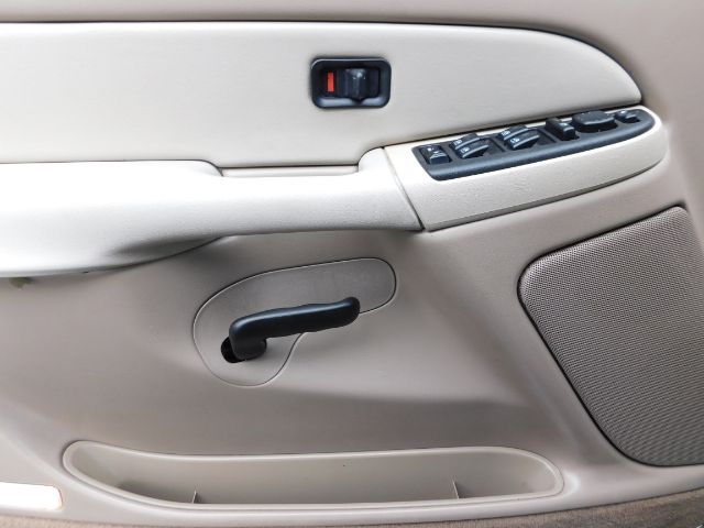 GMC Yukon 4dr 1500 SLE 2003