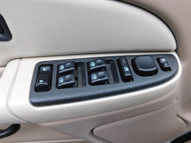 GMC Yukon 4dr 1500 SLE 2003