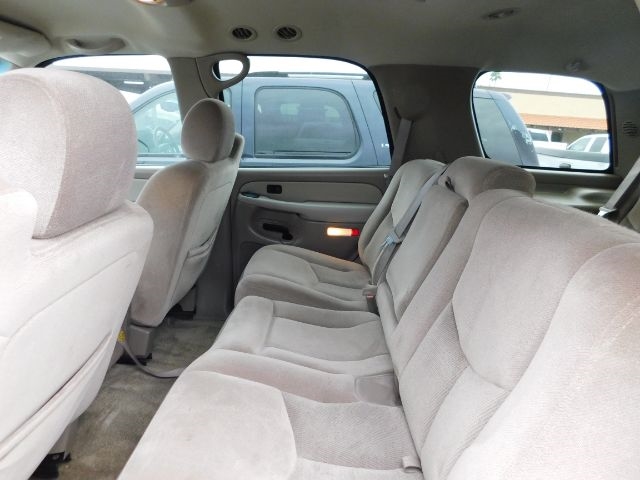 GMC Yukon 4dr 1500 SLE 2003