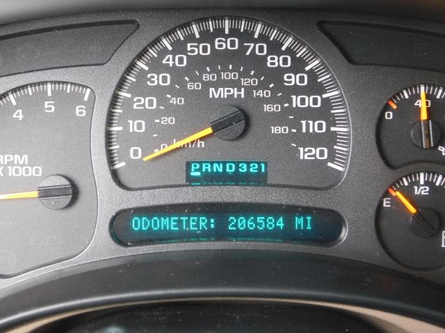 GMC Yukon 4dr 1500 SLE 2003