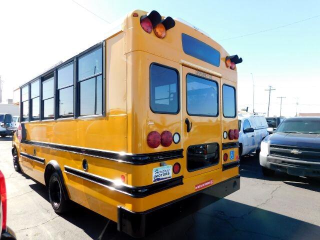 Chevrolet Express Commercial Cutaway 4500 Van 159" Diesel 2013