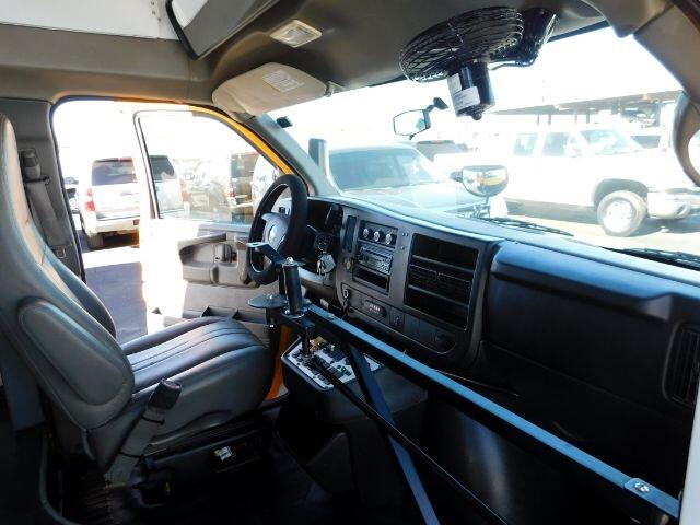 Chevrolet Express Commercial Cutaway 4500 Van 159" Diesel 2013