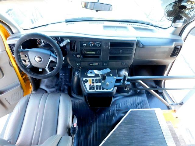 Chevrolet Express Commercial Cutaway 4500 Van 159" Diesel 2013