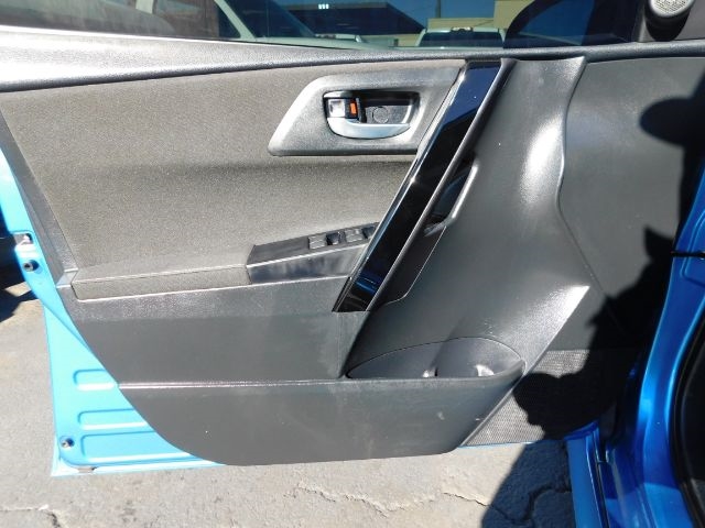 Toyota Corolla iM CVT (Natl) 2017