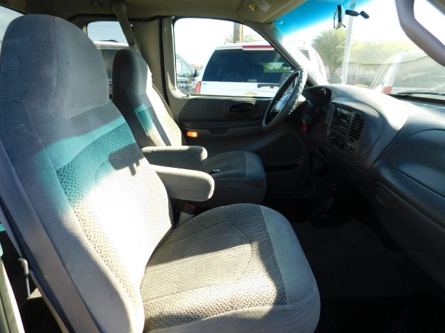 Ford F-150 Supercab 139" 4WD 1999