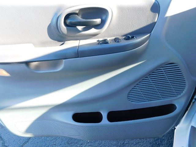 Ford F-150 Supercab 139" 4WD 1999