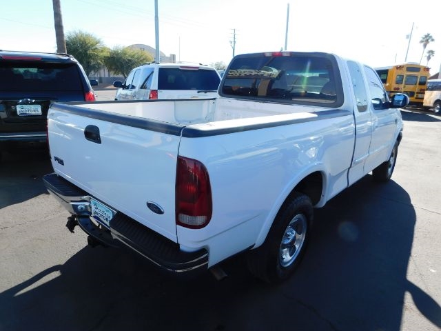 Ford F-150 Supercab 139" 4WD 1999