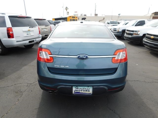 Ford Taurus 4dr Sdn SE FWD 2010