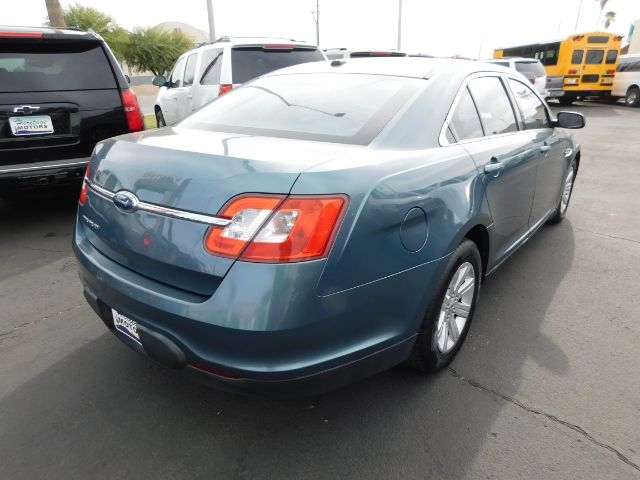Ford Taurus 4dr Sdn SE FWD 2010