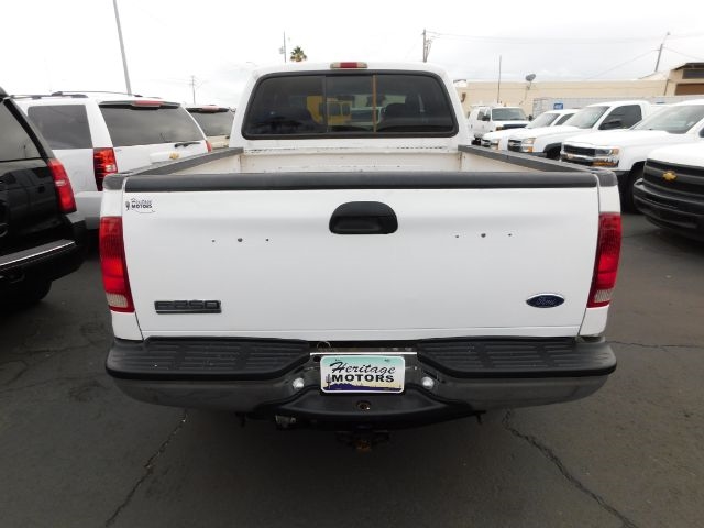 Ford Super Duty F-250 Crew Cab 156" King Ranch 4WD 2005