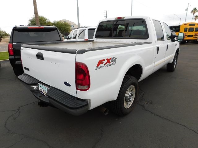 Ford Super Duty F-250 Crew Cab 156" King Ranch 4WD 2005