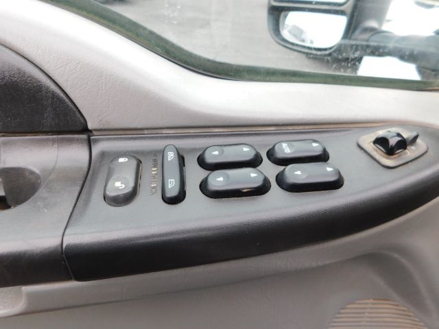 Ford Super Duty F-250 Crew Cab 156" King Ranch 4WD 2005