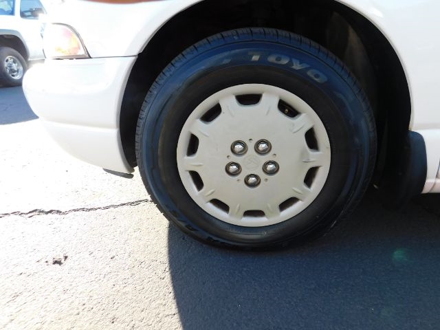 Plymouth Breeze 4dr Sdn 2000