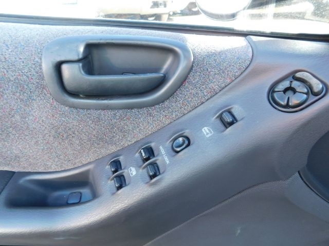 Plymouth Breeze 4dr Sdn 2000