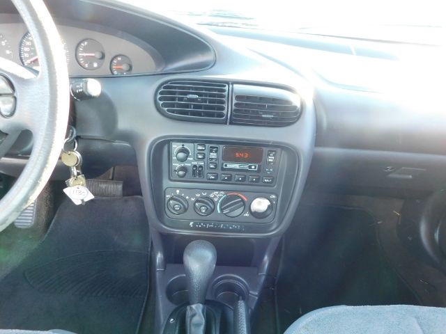 Plymouth Breeze 4dr Sdn 2000