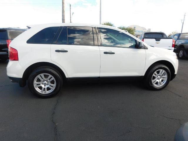Ford Edge 4dr SE FWD 2013