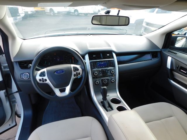 Ford Edge 4dr SE FWD 2013