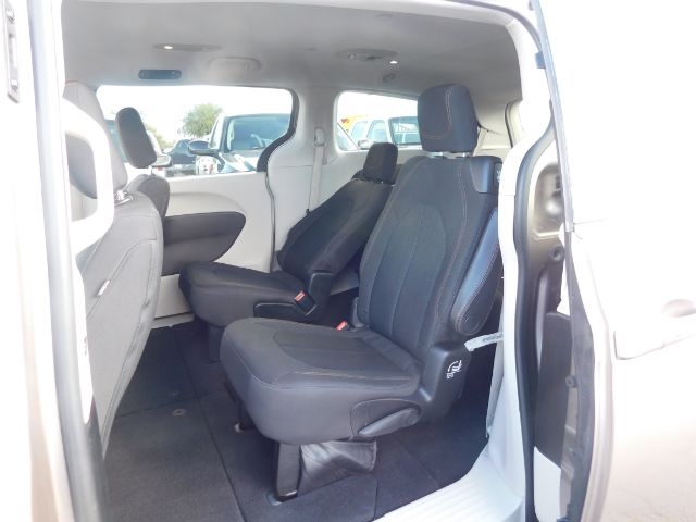 Chrysler Pacifica Touring FWD 2017