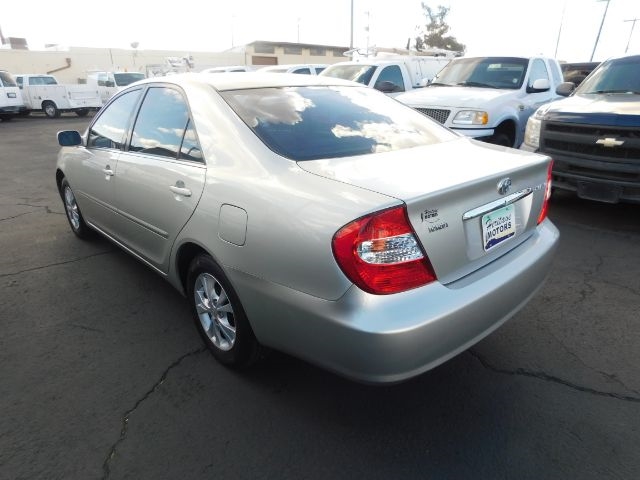 Toyota Camry 4dr Sdn LE Manual (Natl) 2004