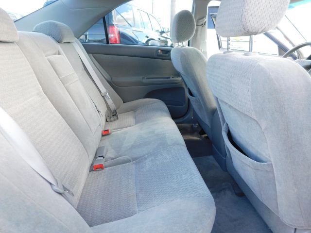 Toyota Camry 4dr Sdn LE Manual (Natl) 2004
