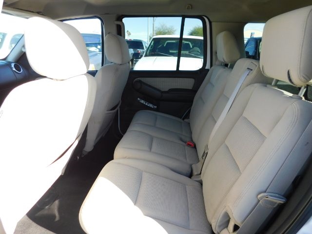 Ford Explorer RWD 4dr V6 XLT 2008