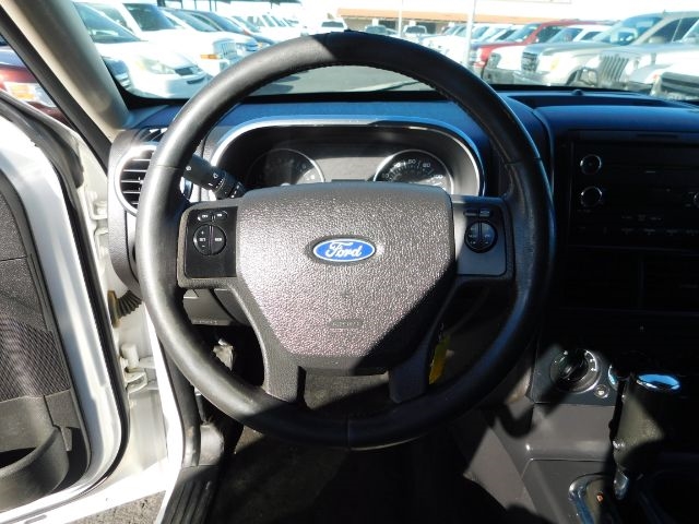 Ford Explorer RWD 4dr V6 XLT 2008