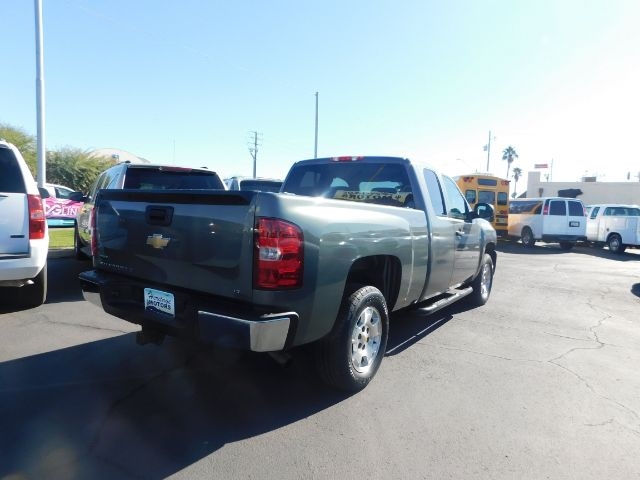 Chevrolet Silverado 1500 2WD Ext Cab 143.5" LT 2011