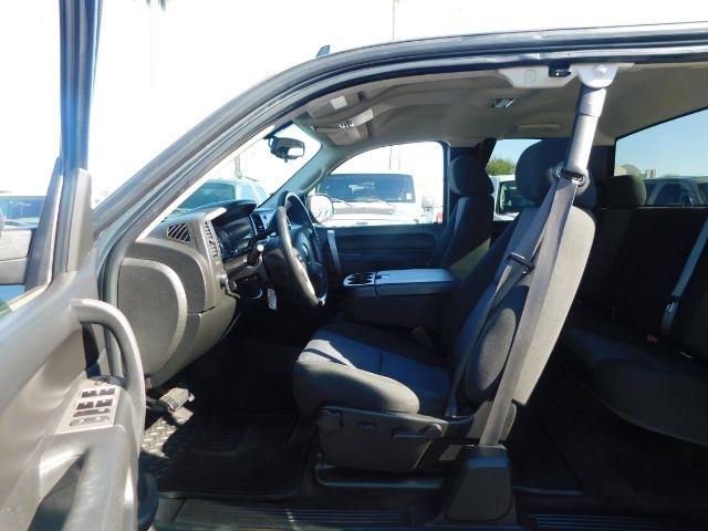 Chevrolet Silverado 1500 2WD Ext Cab 143.5" LT 2011