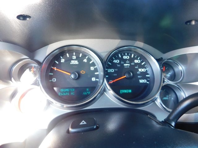 Chevrolet Silverado 1500 2WD Ext Cab 143.5" LT 2011