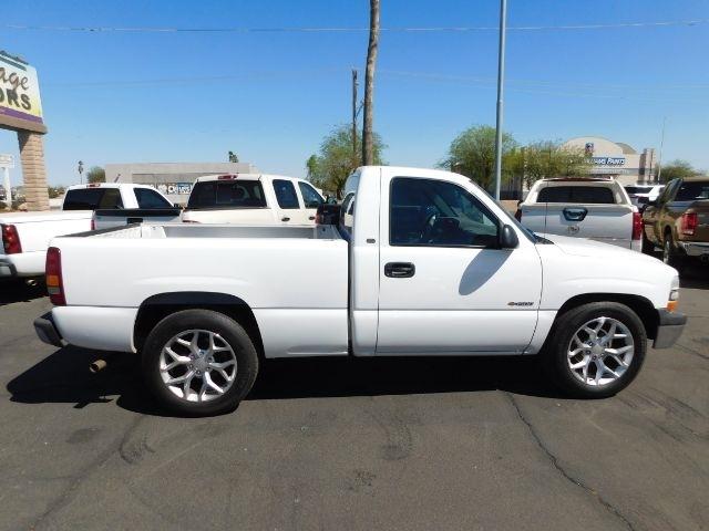 Chevrolet Silverado 1500 Reg Cab 119.0" WB 2000
