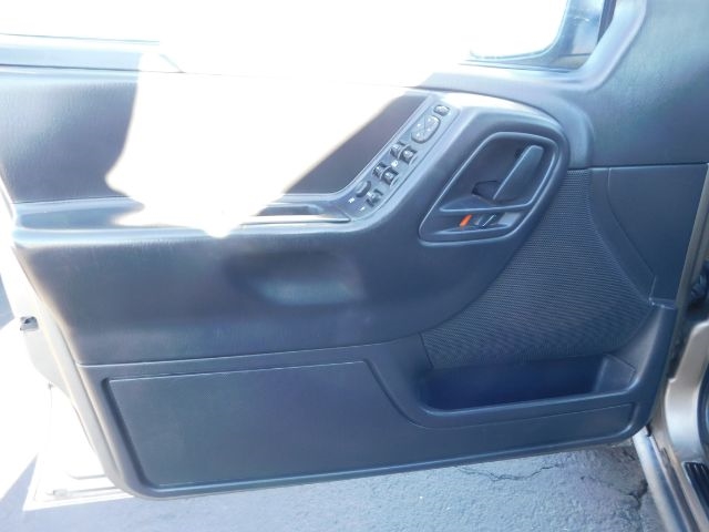 Jeep Grand Cherokee 4dr Laredo 4WD 2004