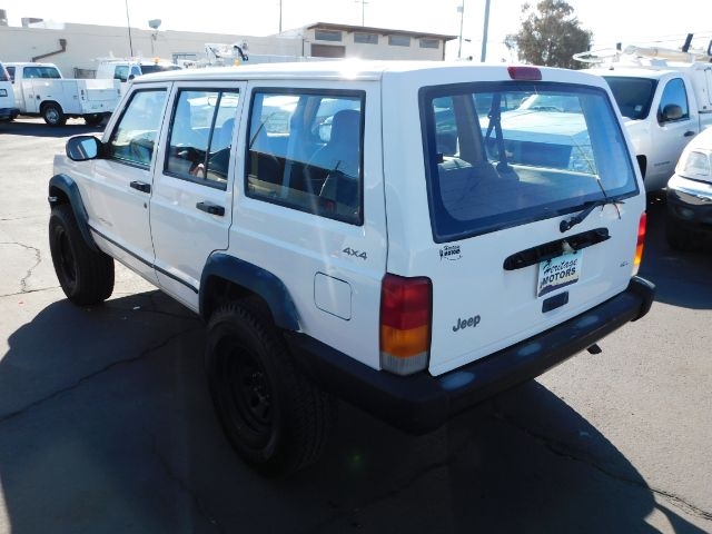 Jeep Cherokee 4dr Classic 4WD 1998