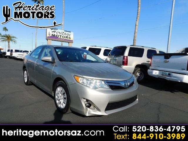 Toyota Camry 4dr Sdn I4 Auto XLE (Natl) 2013