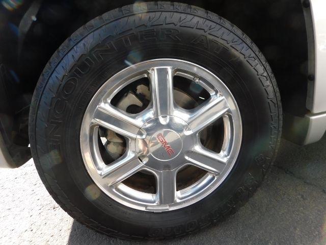 GMC Envoy 2WD 4dr SLE1 2008