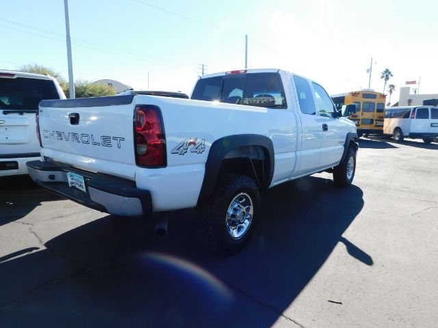 Chevrolet Silverado 2500HD Ext Cab 143.5" WB 4WD Work Truck 2006