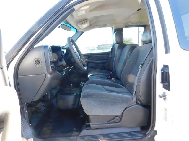 Chevrolet Silverado 2500HD Ext Cab 143.5" WB 4WD Work Truck 2006