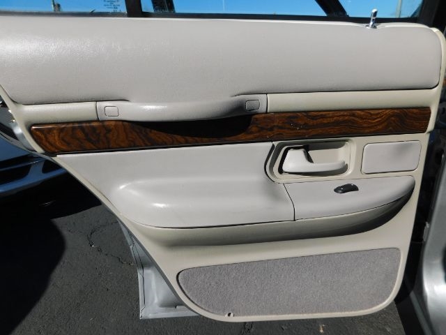 Mercury Grand Marquis 4dr Sdn LS 1999