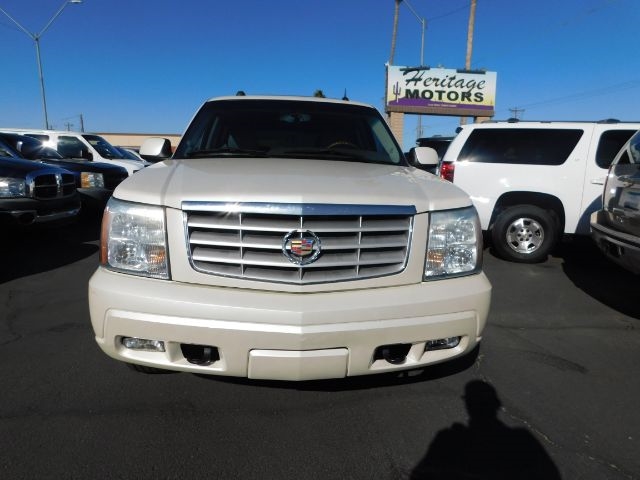 Cadillac Escalade 4dr AWD 2004