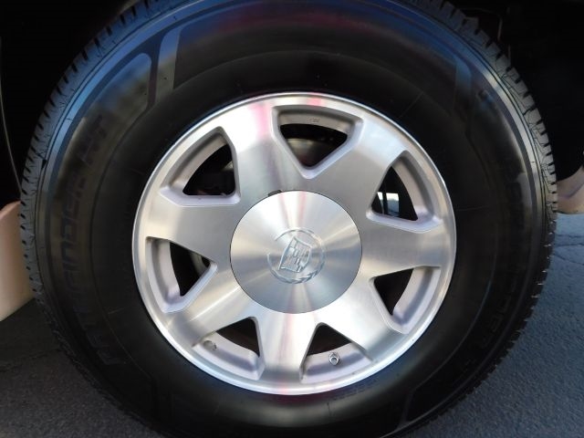 Cadillac Escalade 4dr AWD 2004